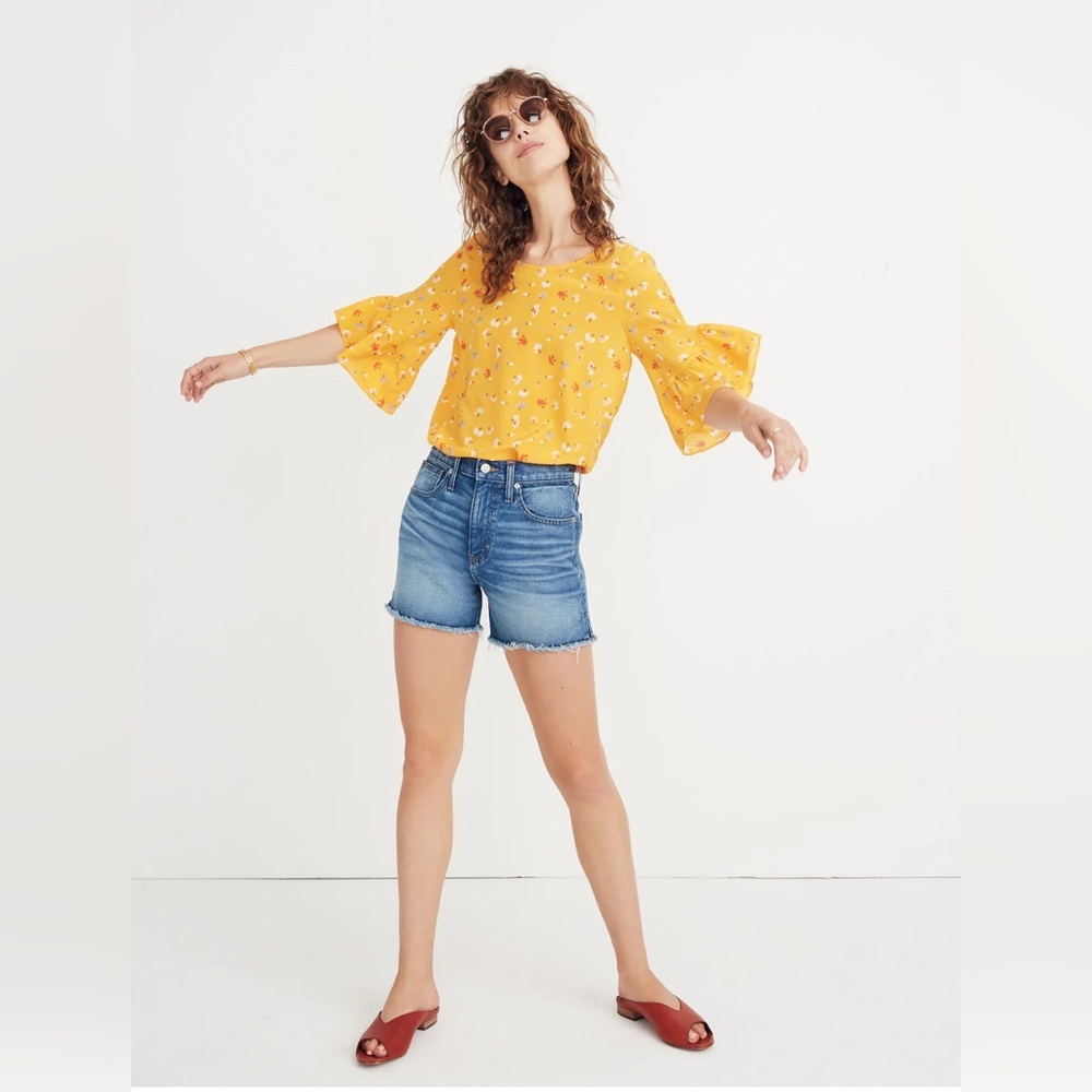 Madewell Silk Painted Carnations Floral‎ Ruffle Sleeve Blouse Gold Yellow